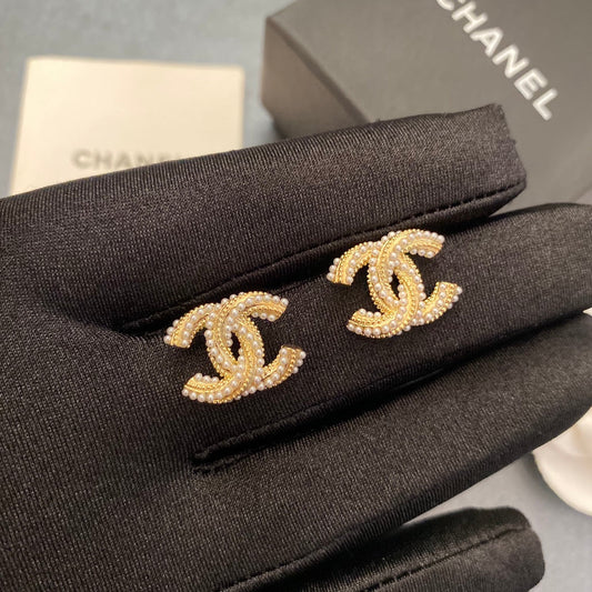 2025 Temperament Pearl Letter Stud Earrings