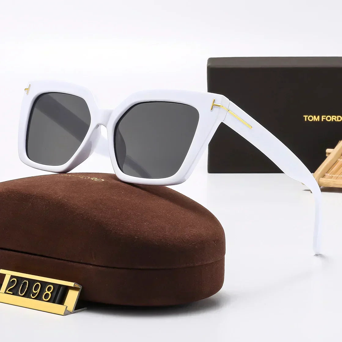 TOM FORD Square Round Sunglasses 2098