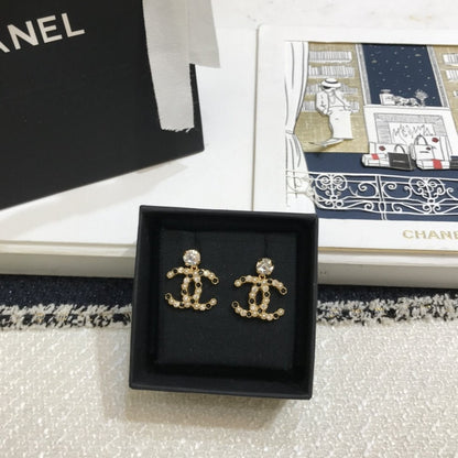 2025 Black and White Crystal Earrings