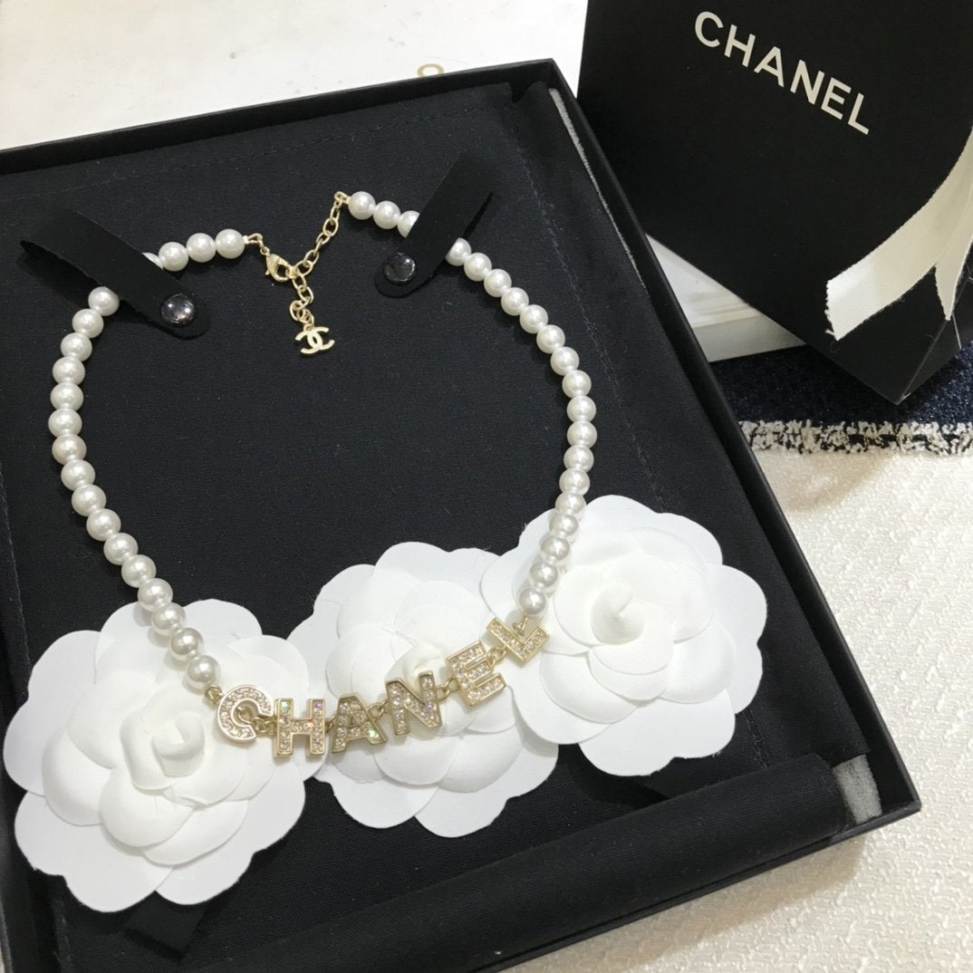 2025 New Letter Pearl Necklace