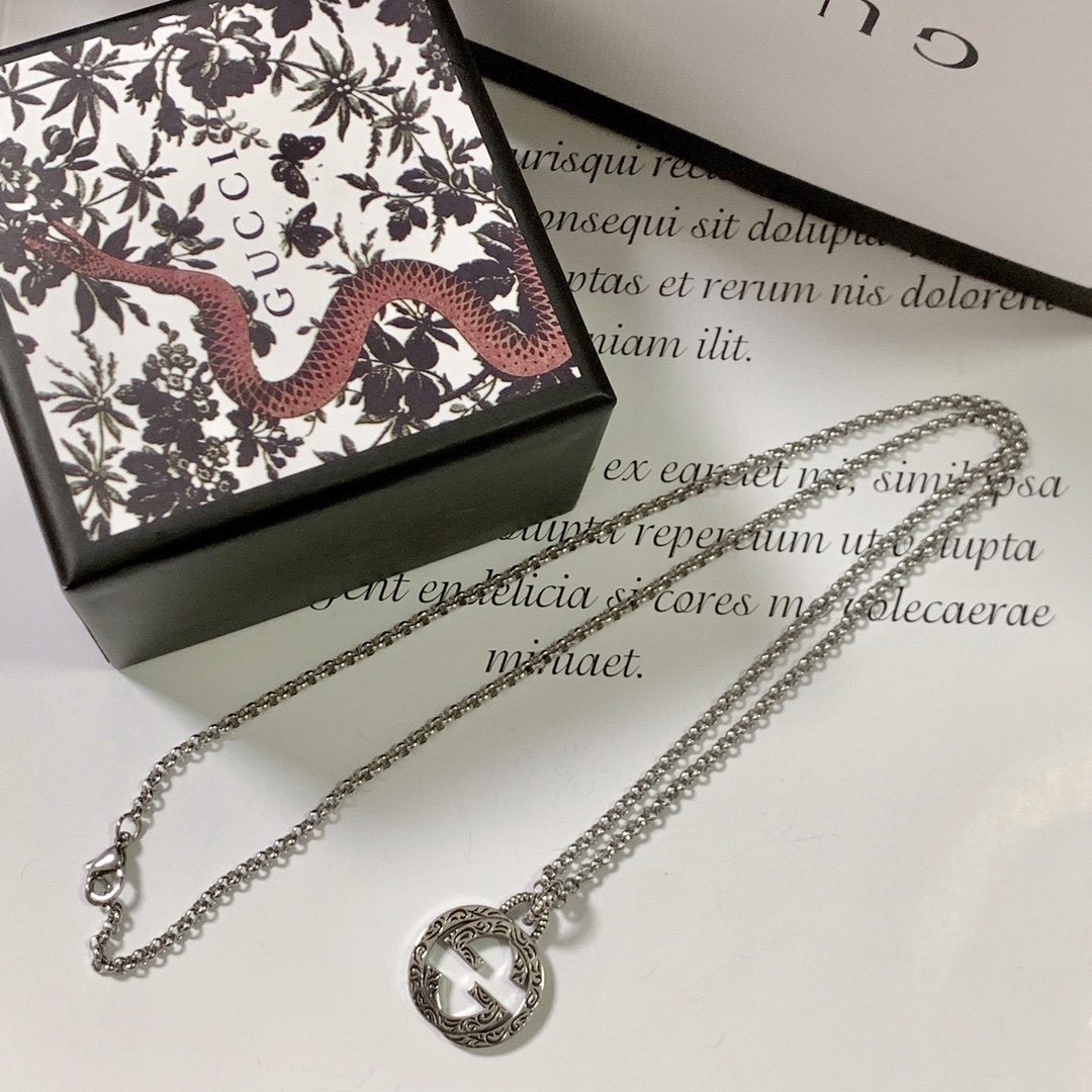 2025 Vintage Pattern Engraved Pendant Necklace
