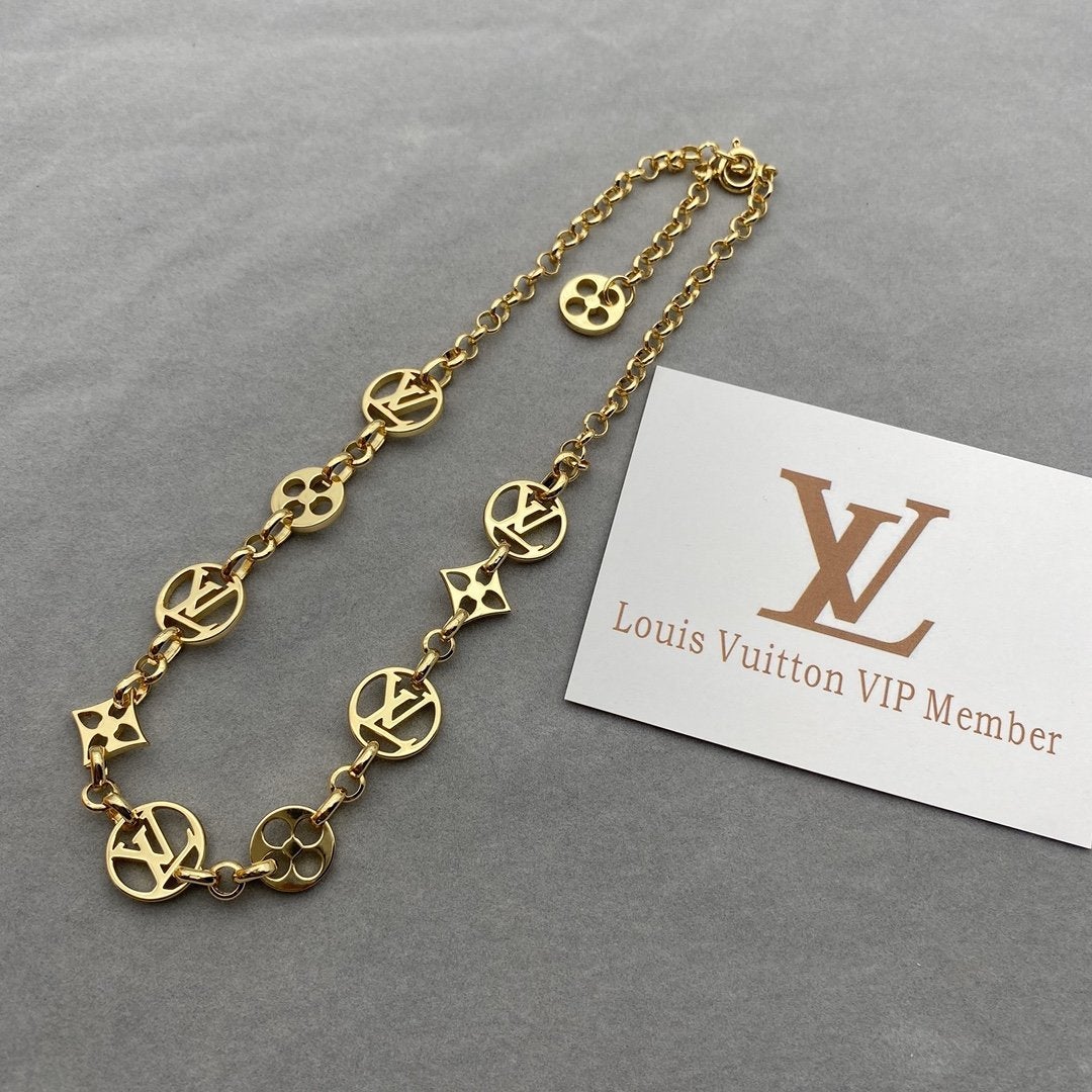 2025 Fashionable Hollow Printed Necklace