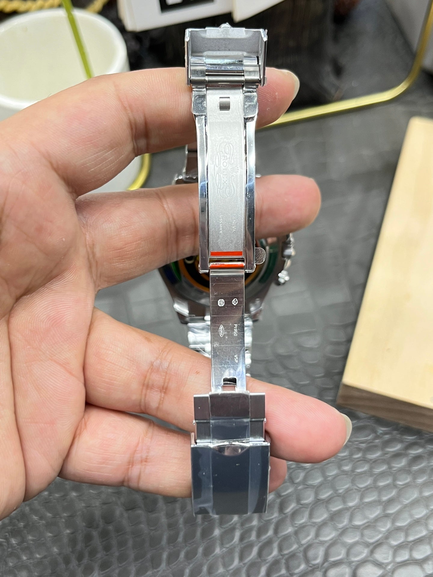 New Icelandi watch, high quality, must-have for men