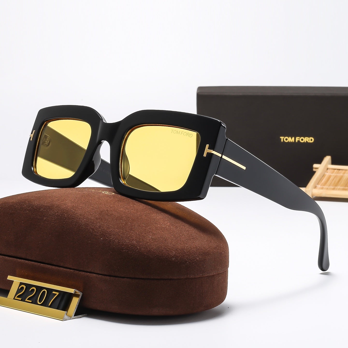 TOM FORD Fashion Square sunglasses 2207