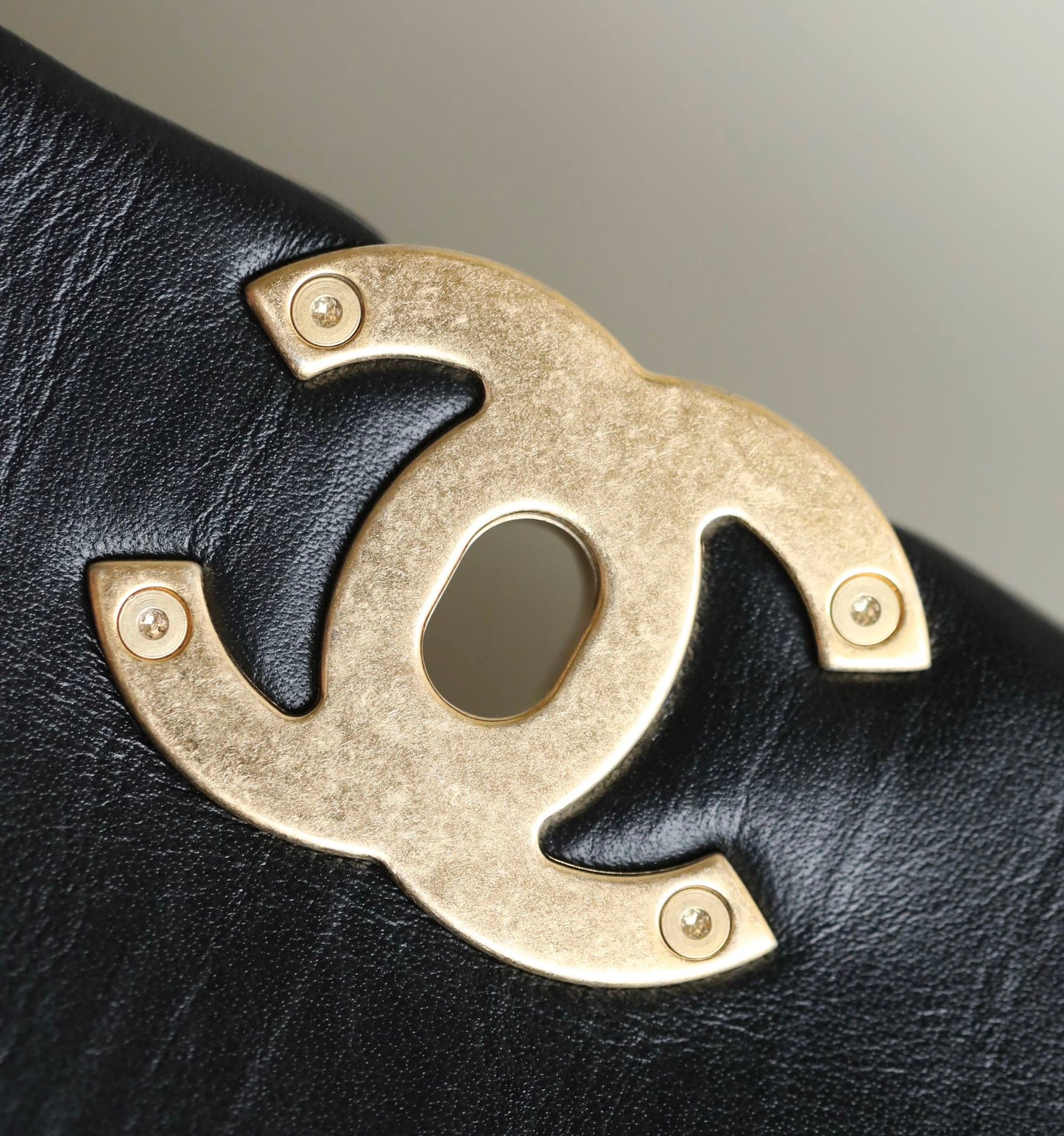 2025 Bag Classic Flap Bag W31087