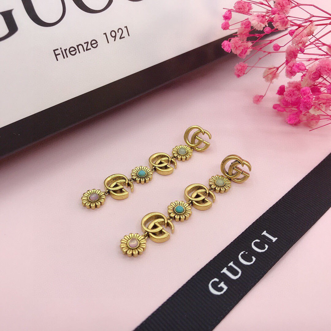 2025 Retro flower earrings