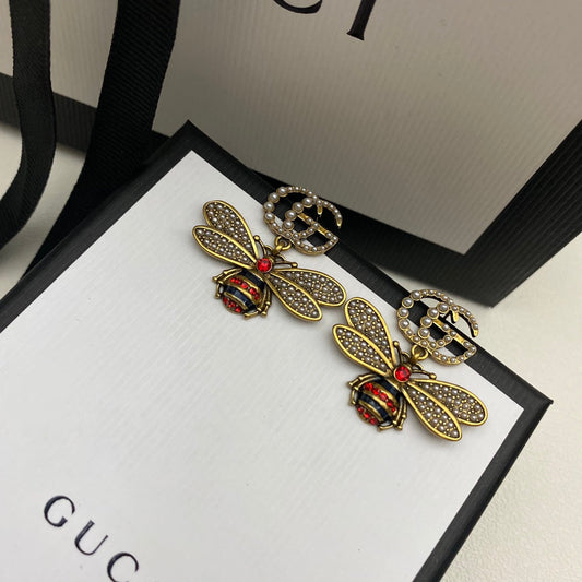 2025 Vintage Pearl Bee Series Earrings