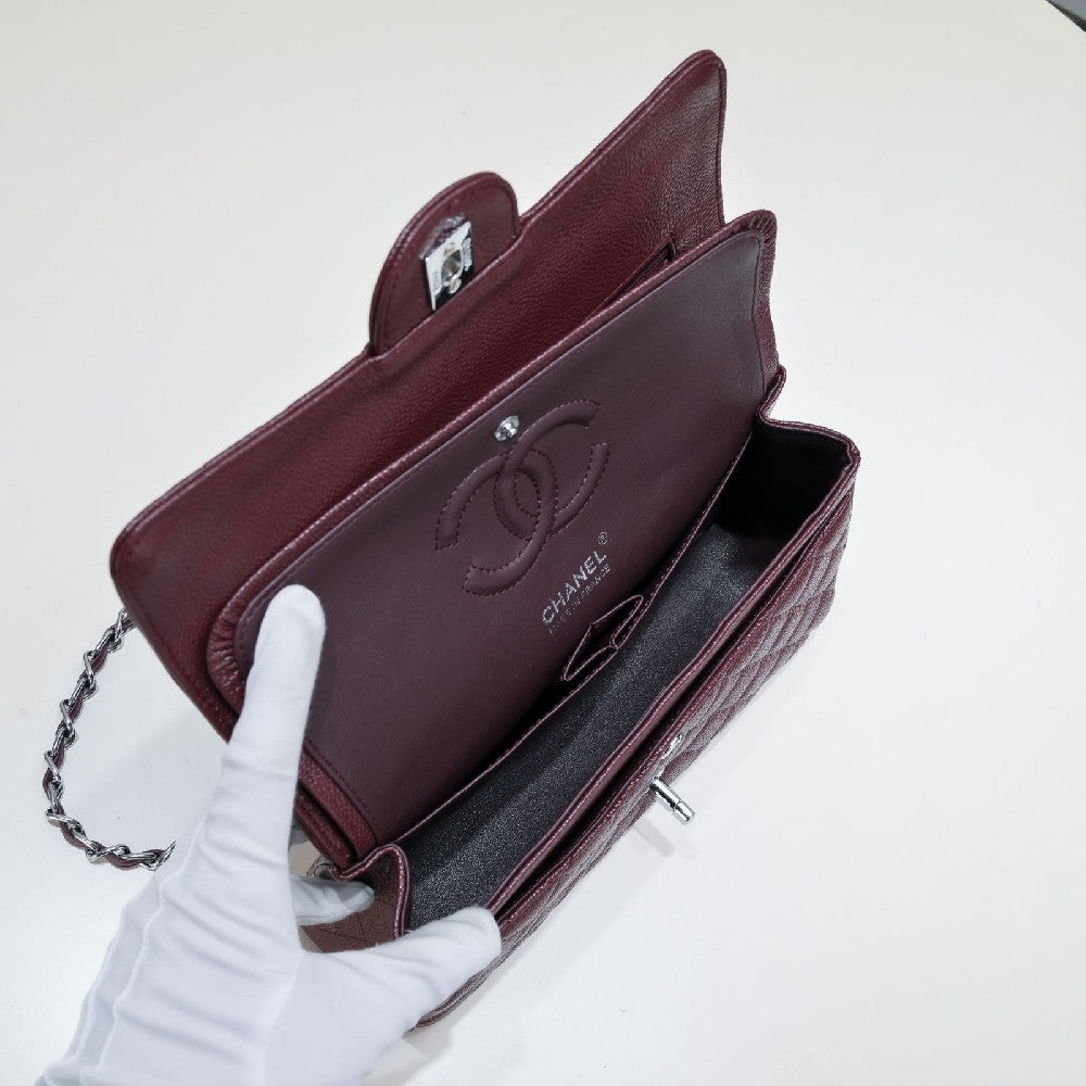 2025 Bag Classic Flap Bag W72