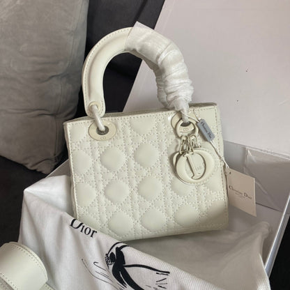 2025 Bag Classic Top-handle Bag W19