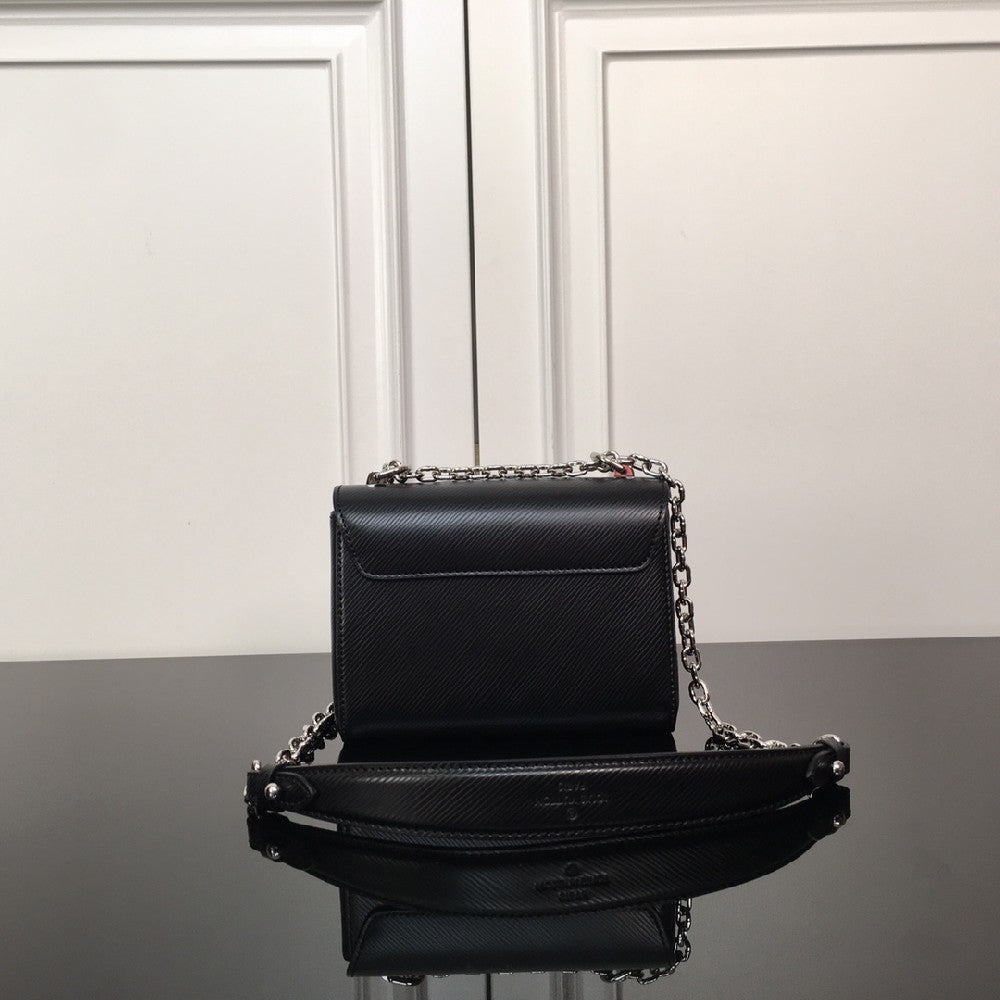 2025 Bag Stylish Shoulder Bag W31026