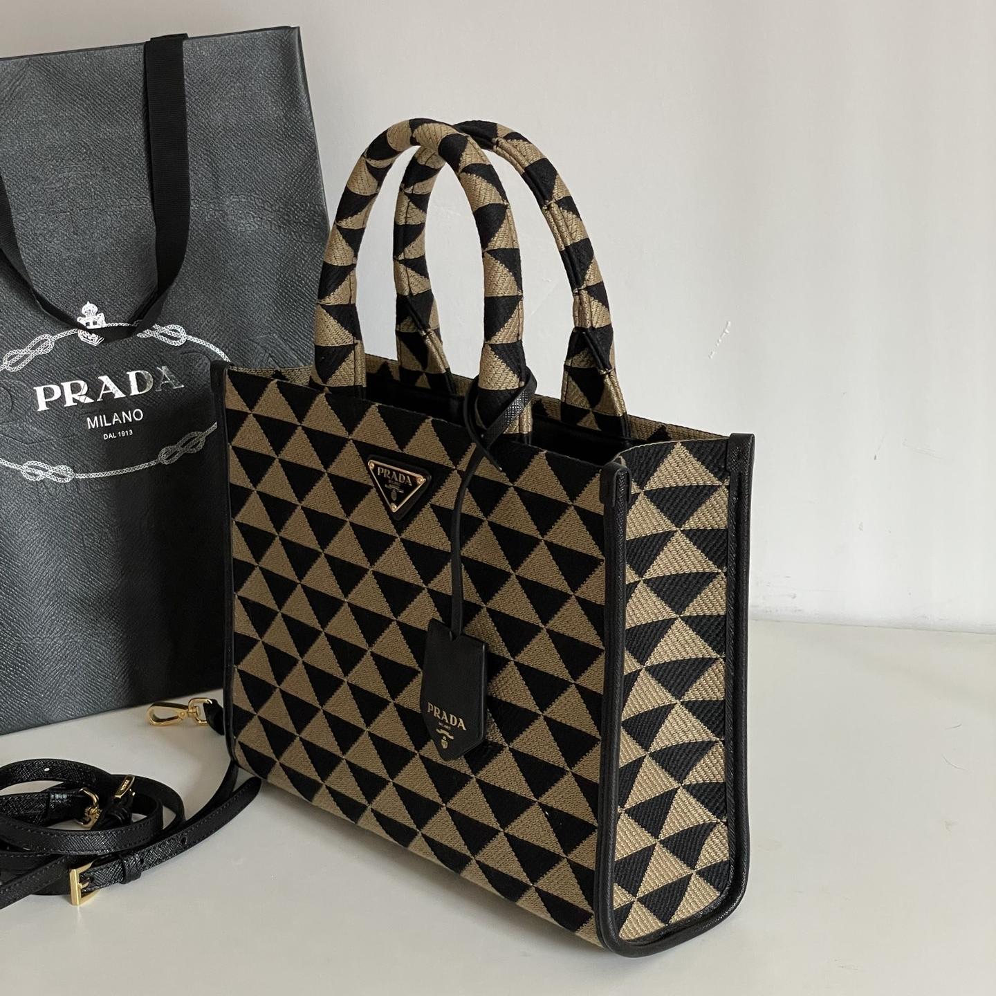 2025 Bag Symbole Embroidered Bag P1