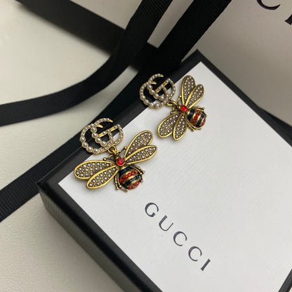 2025 Vintage Pearl Bee Series Earrings