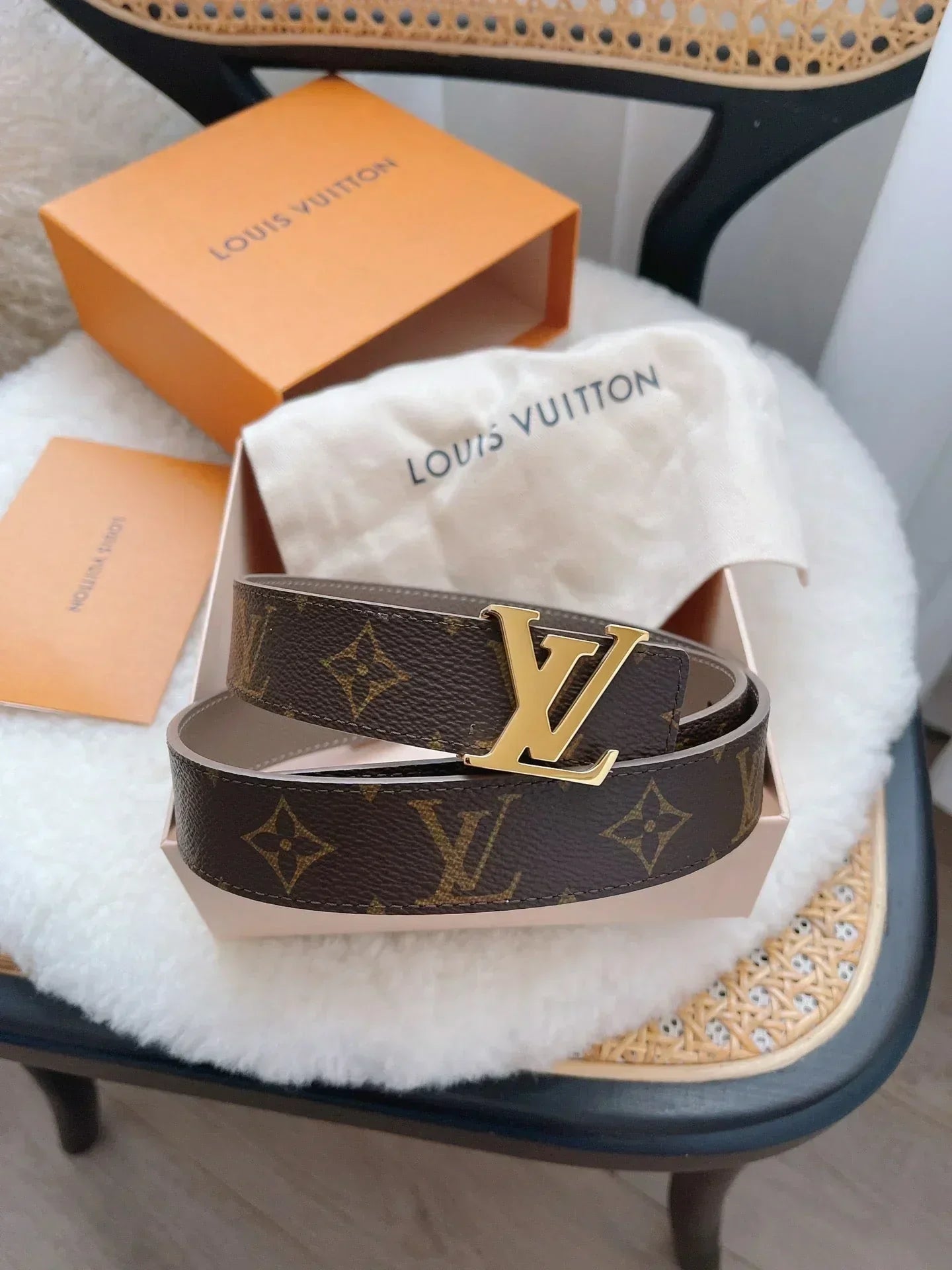 2025 Reversible leather and hardware belt