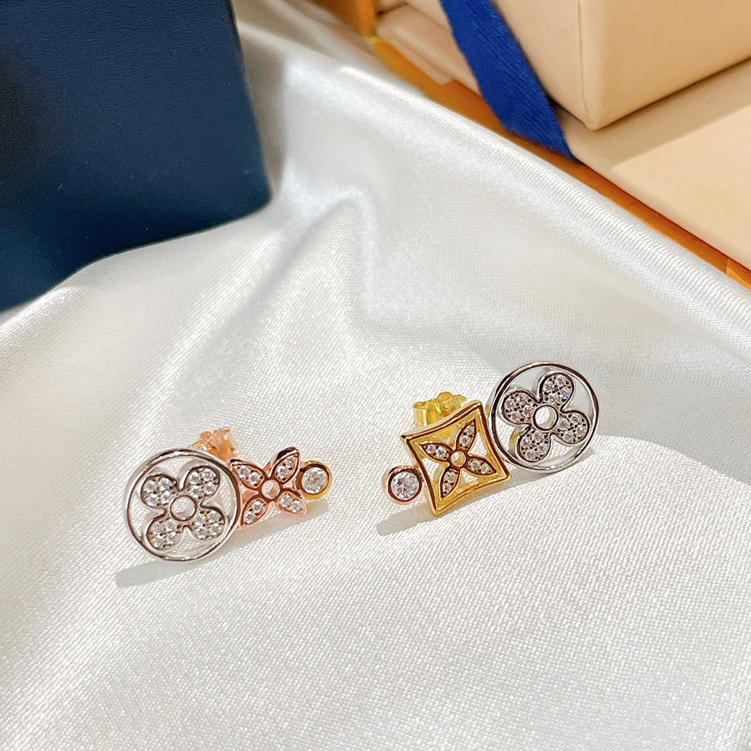 2025 Four Leaf Clover Flower Stud Earrings