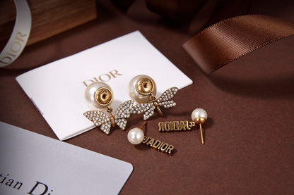2025 Classic Bee Collection Pearl Earrings