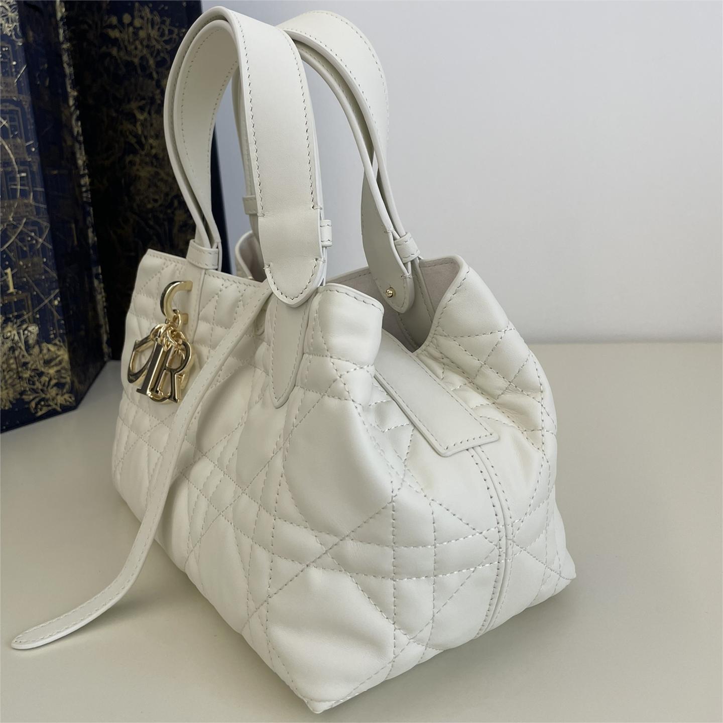 2025 Bag Fashion Top-handle Bag