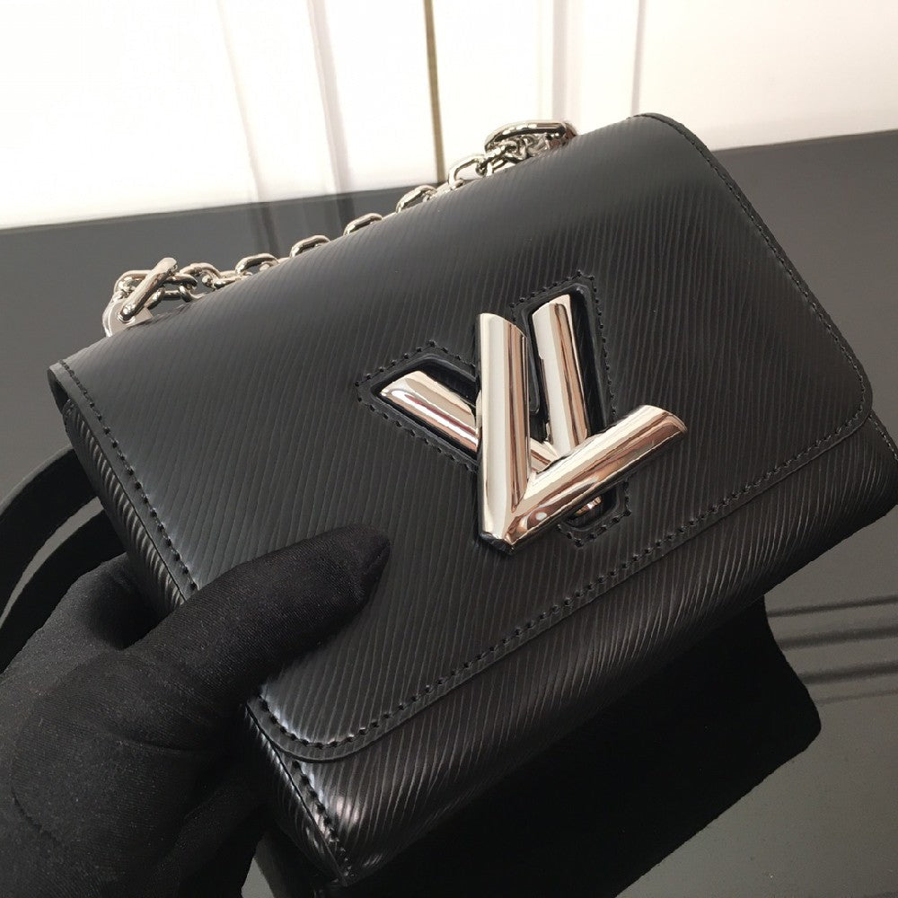 2025 Bag Stylish Shoulder Bag W31026