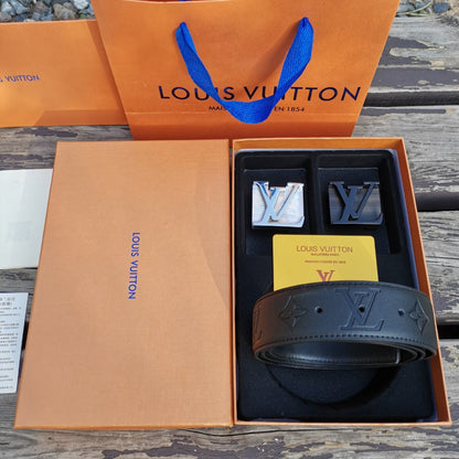 2025  Double Buckle Embossed Men's Belt