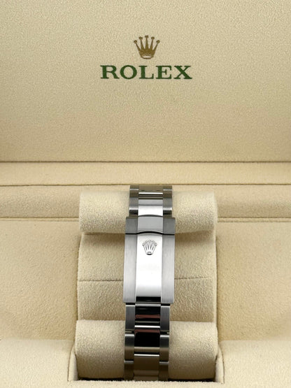 2025 Watch Datejust 126334 Stainless Steel Green Motif Dial Oyster