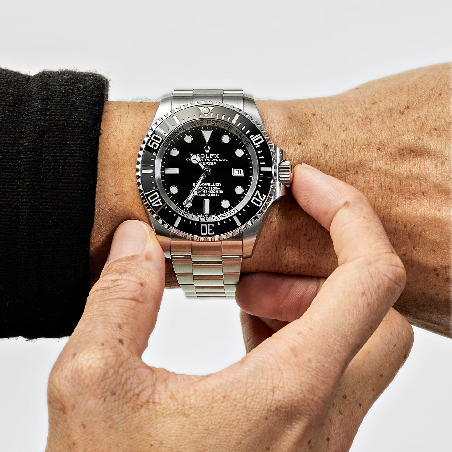 2025 Watch Deepsea Sea-Dweller 126660 Stainless Steel Black Dial (2022)