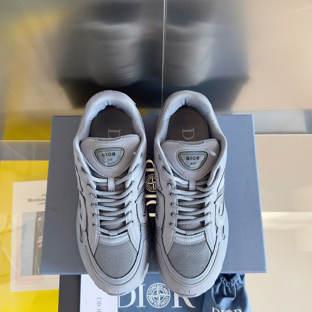 2025 1111 New color matching good quality shoes