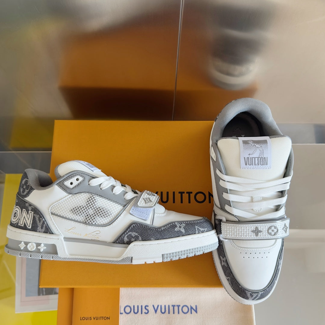 2025 250318 New high quality new color board shoes