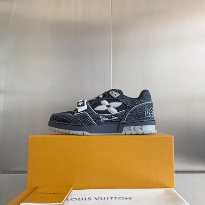 2025 250318 New high quality new color board shoes