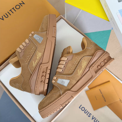 2025 250318 New high quality new color board shoes