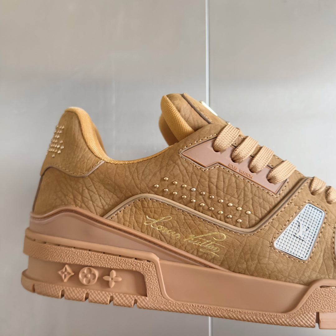 2025 250318 New high quality new color board shoes