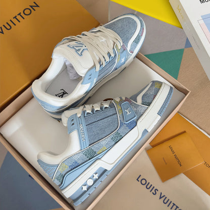 2025 250318 New high quality new color board shoes